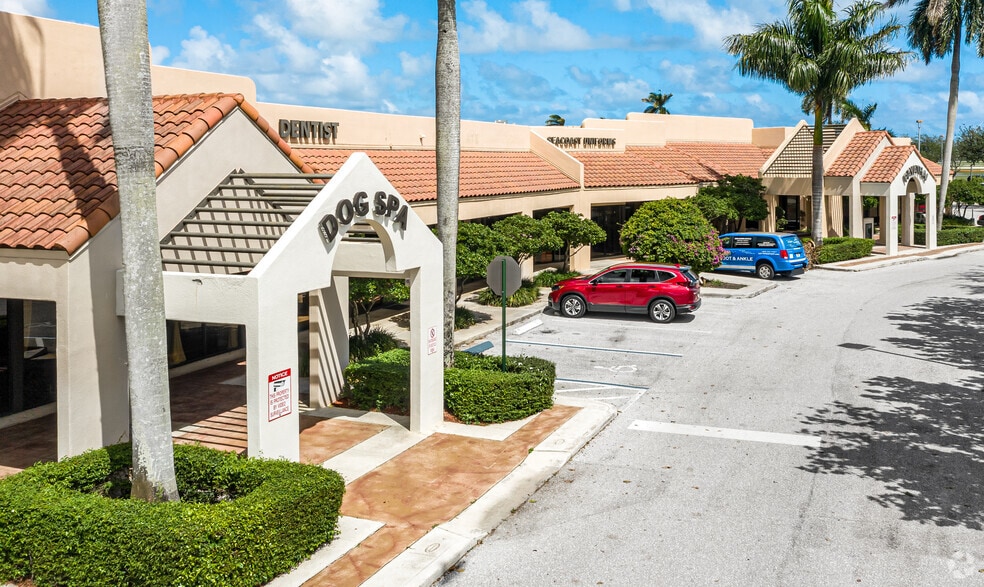 More Photos Of 5805-5949 S Congress Ave, Lake Worth Unknown For Lease