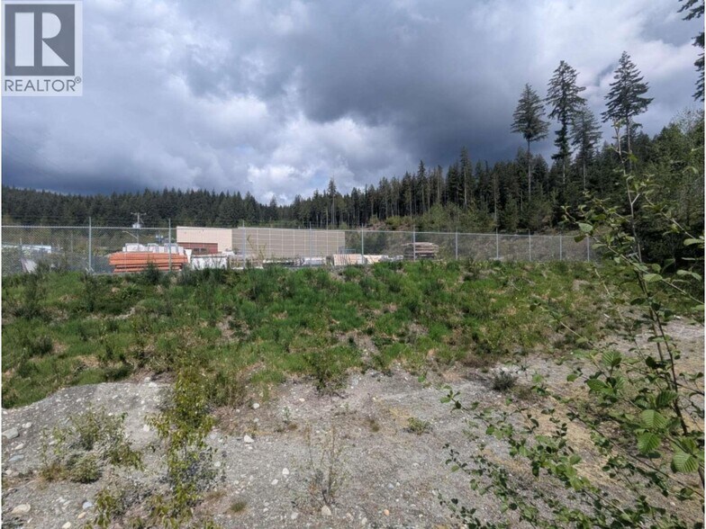 More Photos Of 13030 Lilley Dr, Maple Ridge Land For Lease