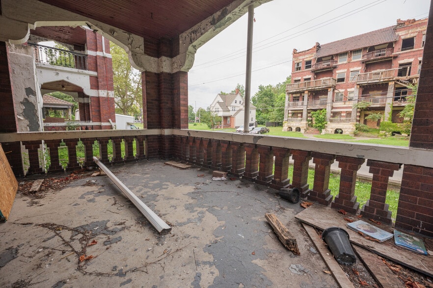 More Photos Of 1780 E 89th St, Cleveland Apartments For Sale