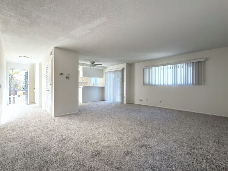 More Photos Of 267 Alestar St, Vista Apartments For Sale