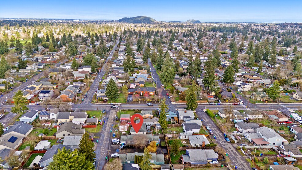 More Photos Of 7612-7706 SE 65th Ave, Portland Multifamily For Sale