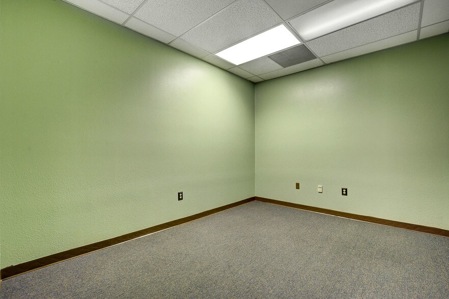 More Photos Of 2400 N Tenaya Way, Las Vegas Office For Lease