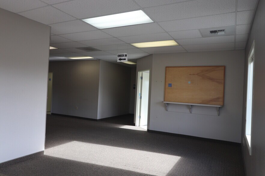 More Photos Of 39141 Pocahontas, Baker City Medical For Sale