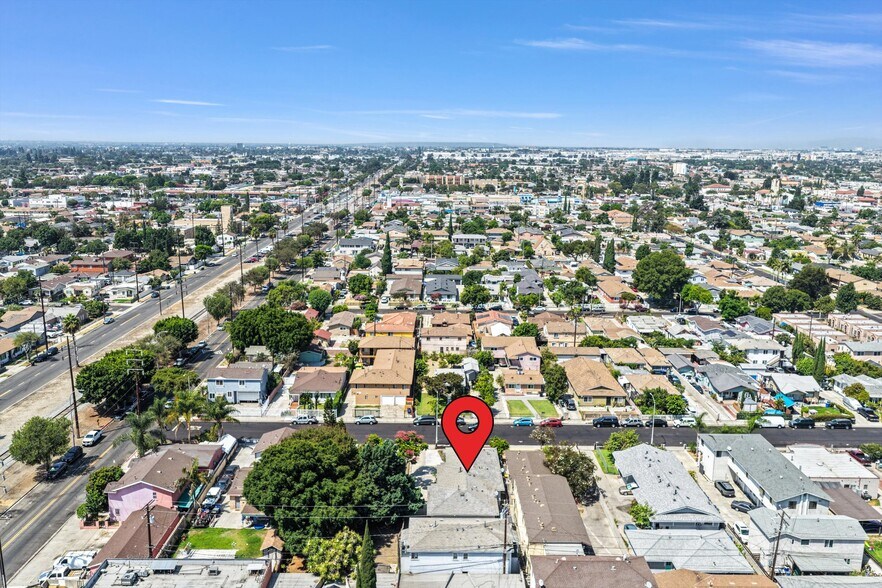 More Photos Of 6142 Vinevale Ave, Maywood Apartments For Sale