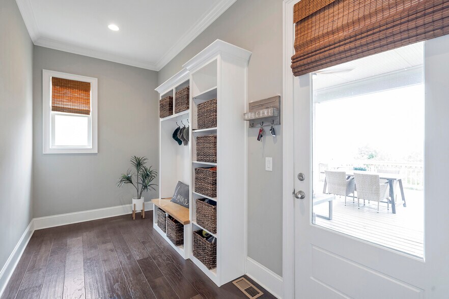 More Photos Of 7000 Peachtree Dunwoody Rd NE, Atlanta Office For Lease