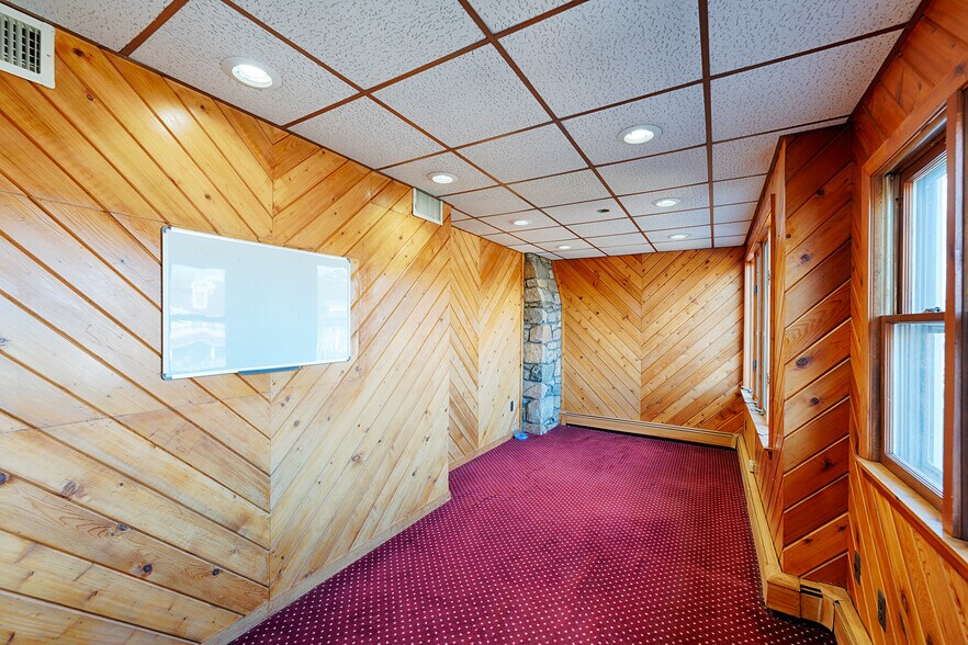 More Photos Of 105 Gleneida Ave, Carmel Office For Sale