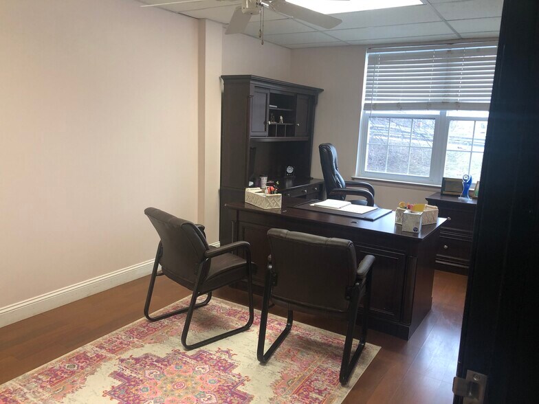 More Photos Of 271 US Highway 46, Fairfield Office For Lease