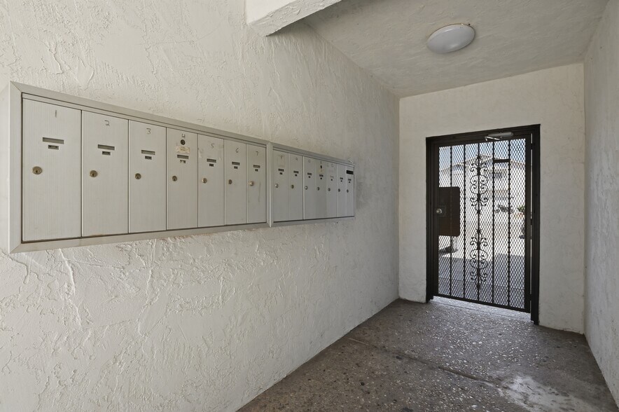 More Photos Of 4744 Hawley Blvd, San Diego Apartments For Sale