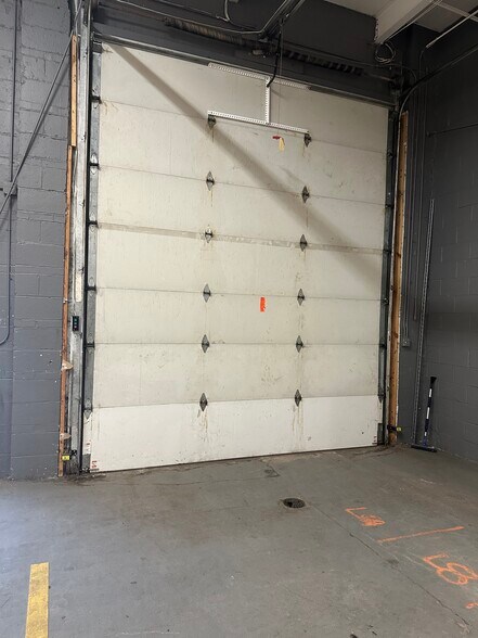 More Photos Of 3114 William Flynn Hwy, Glenshaw Warehouse For Lease