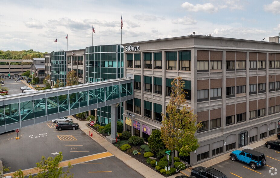 More Photos Of 100 Cummings Ctr, Beverly Coworking Space