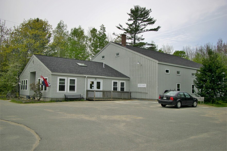 More Photos Of 485 Commercial St, Rockport Office For Sale