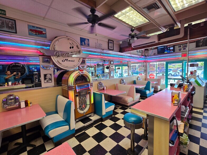 More Photos Of 1279 S Kihei Rd, Kihei Freestanding For Lease