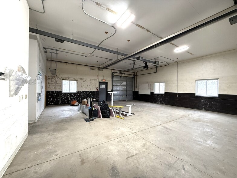 More Photos Of 4944 Ver Plank Rd, Clay Light Manufacturing For Sale