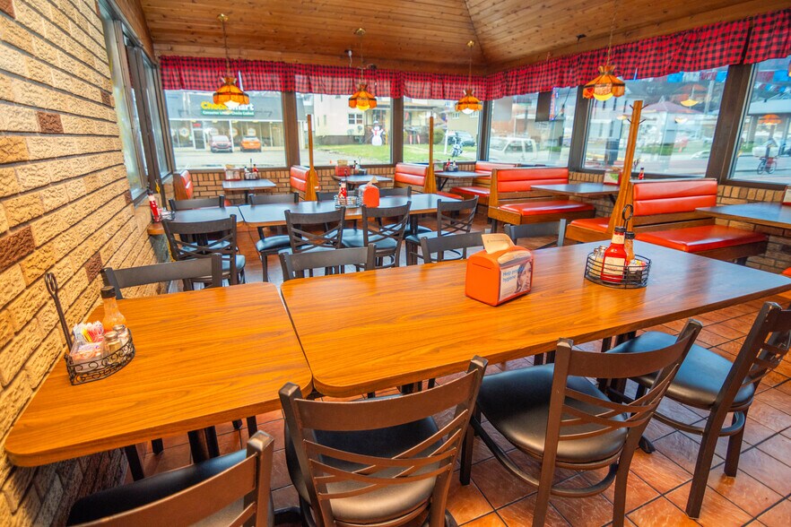 More Photos Of 881 National Rd, Bridgeport Restaurant For Sale
