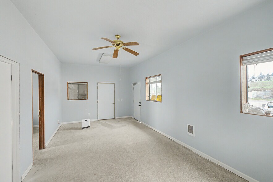 More Photos Of 3220 SE Dayton Byp, Dayton Land For Sale