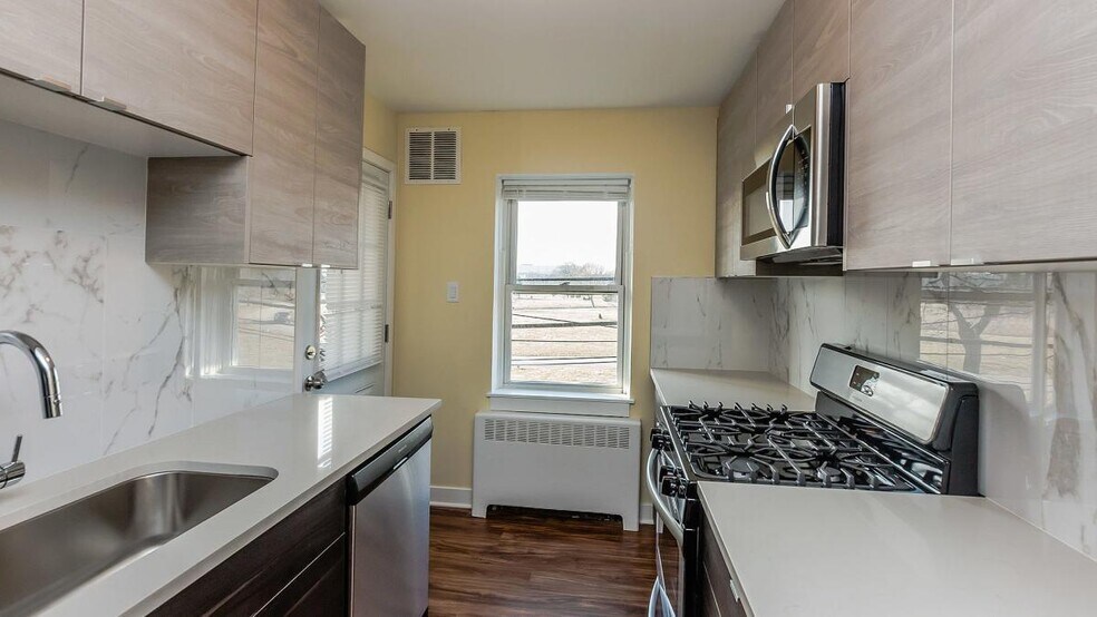 More Photos Of 6120-34 Hamilton Ave, Chicago Apartments For Sale