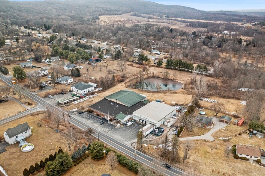 More Photos Of 381 Vineyard Ave, Highland Refrigeration Cold Storage For Sale