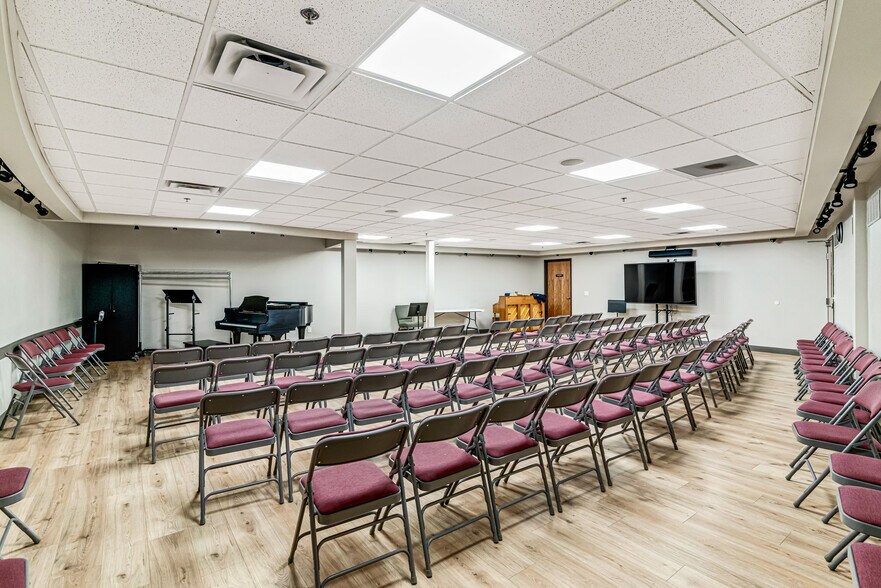 More Photos Of 1101 Brannon Rd, Nicholasville Religious Facility For Sale