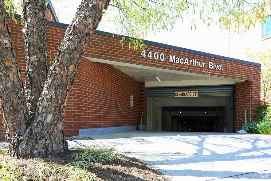 More Photos Of 4400 MacArthur Blvd NW, Washington Office For Sale