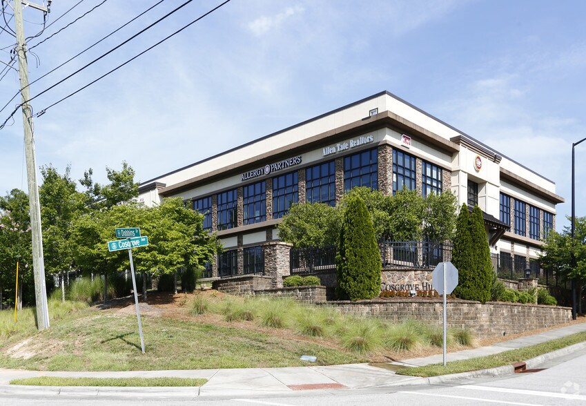 More Photos Of 101 Cosgrove Hill Ave, Chapel Hill Medical For Sale