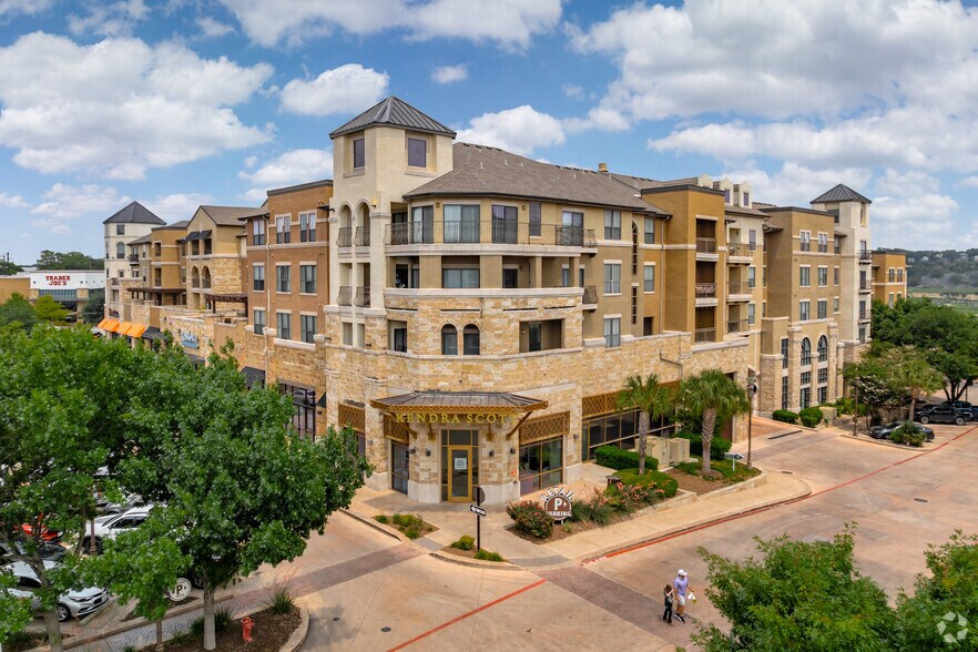 Primary Photo Of 300 E Basse Rd, San Antonio Apartments For Lease