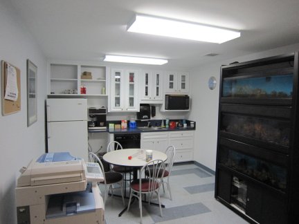 More Photos Of 2911 Douglas Dr, Bossier City Light Distribution For Lease