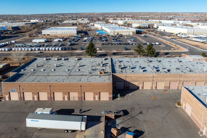 More Photos Of 520 Airport Dr NW, Albuquerque Light Distribution For Lease