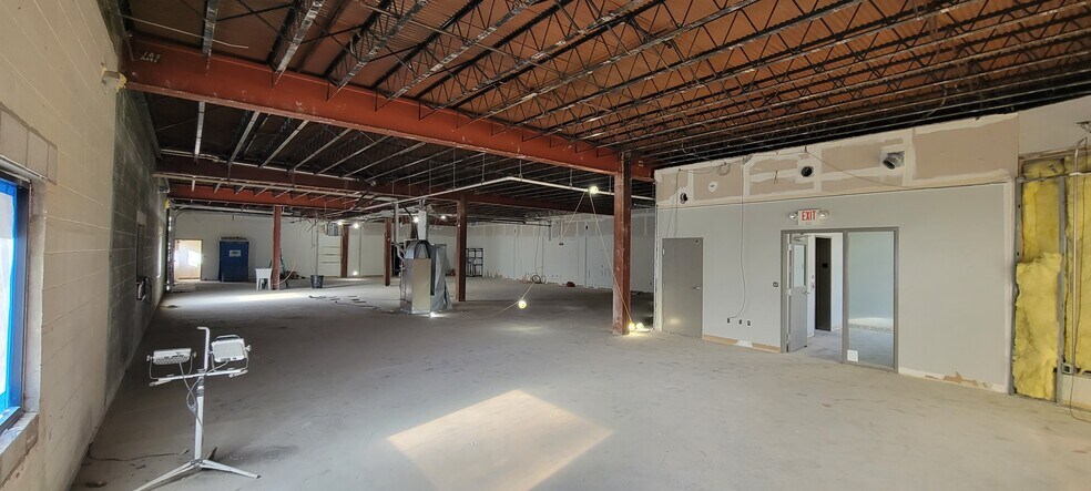 More Photos Of 419 E Market St, Sandusky Hotel For Sale