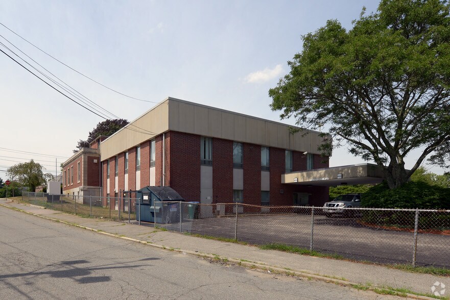 More Photos Of 533 Washington St, Abington Bank For Sale