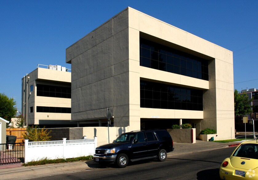 More Photos Of 5030 J St, Sacramento Medical For Lease