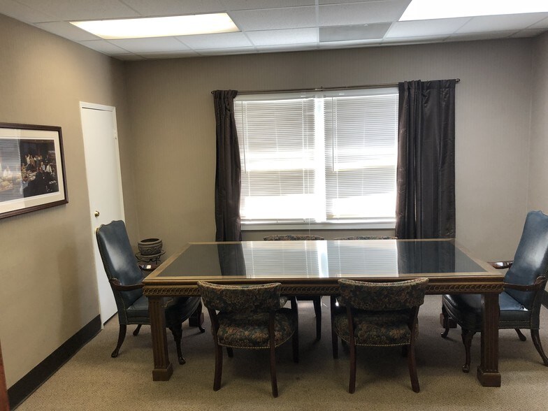 More Photos Of 1224 Pickens St, Columbia Office Residential For Lease
