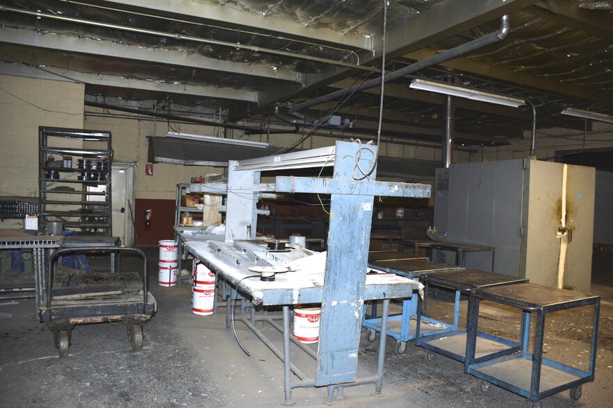 More Photos Of 63 Railroad Ave, Wallkill Warehouse For Sale