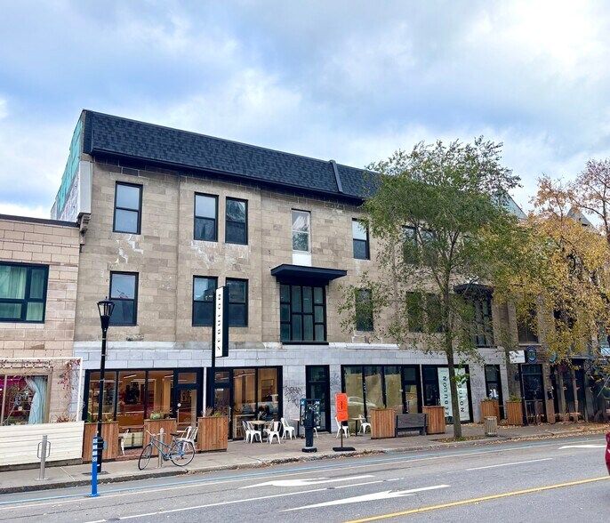 Primary Photo Of 3999-4001 Rue Saint-Denis, Montréal Storefront Retail Residential For Lease