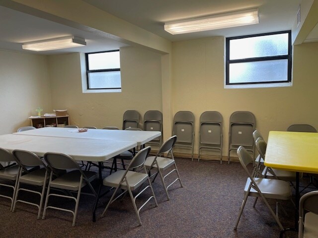 More Photos Of 901 N Prospect Ave, Springfield Freestanding For Sale