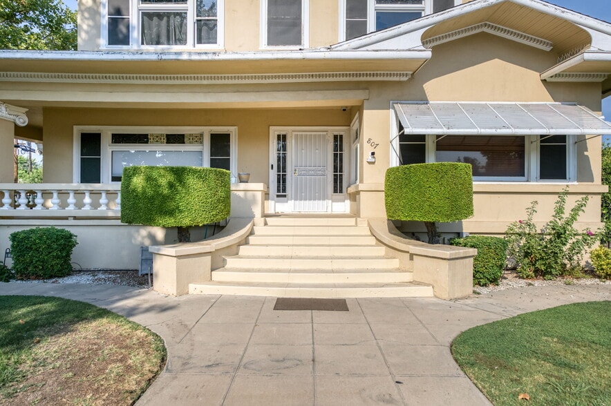 More Photos Of 807 N Van Ness Ave, Fresno Office Residential For Sale