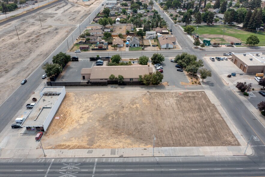 More Photos Of 41-47 Robertson Blvd, Chowchilla Land For Sale