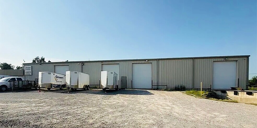 More Photos Of 2024 Ruhl Dr, Guthrie Industrial For Lease