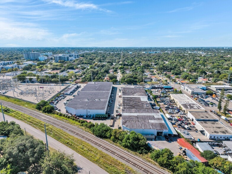 More Photos Of 12955 NE 14th Ave, North Miami Warehouse For Sale