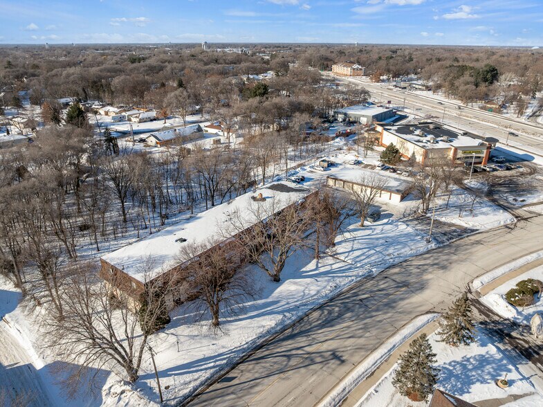 More Photos Of 7734-7748 Silver Lake Rd, Mounds View Apartments For Sale