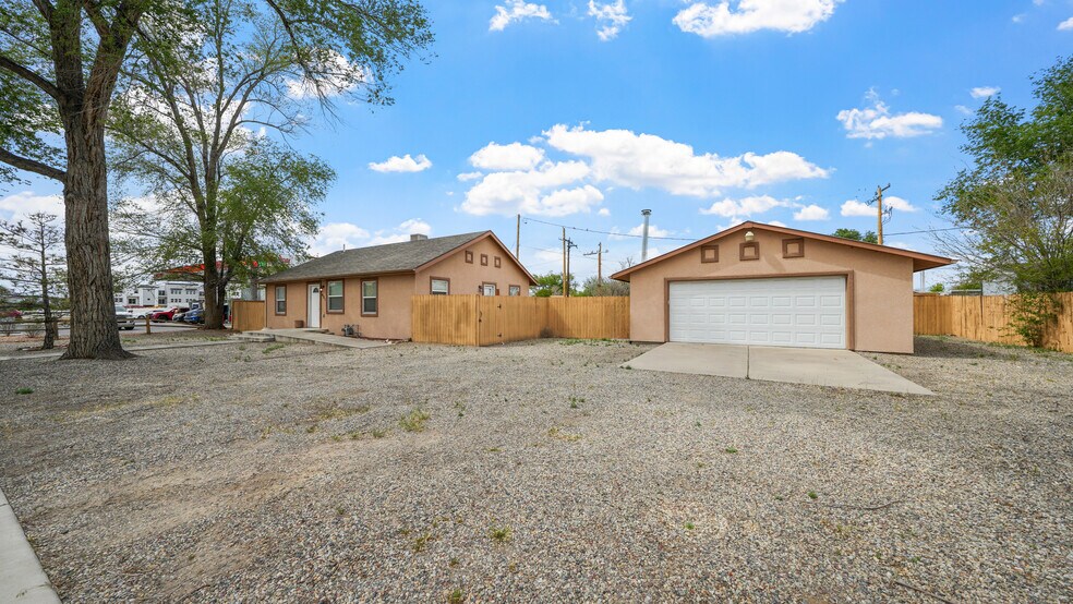 More Photos Of 421 Aspen Ave, Fruita Storefront Retail Residential For Sale