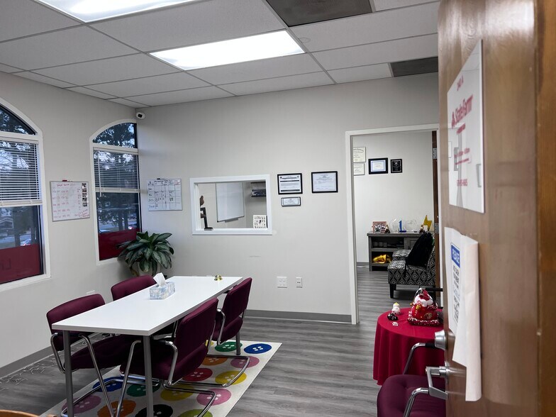 More Photos Of 5380 Peachtree Industrial Blvd, Norcross Storefront Retail Office For Lease