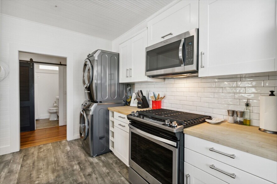 More Photos Of 1103 Ocean Blvd, Saint Simons Island Apartments For Sale