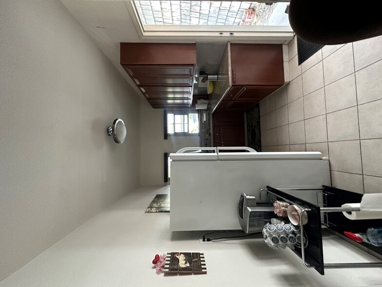 More Photos Of 5901 E Ocean Blvd, Long Beach Apartments For Sale