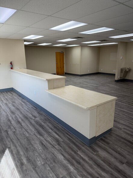 More Photos Of 509 Willin Way, Mount Sterling Office For Lease