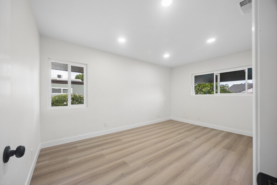 More Photos Of 1457 E Chapman Ave, Fullerton Office For Sale