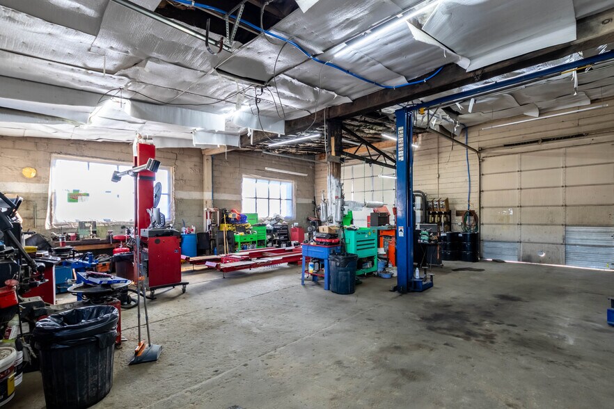 More Photos Of 438 Highway 55, Horseshoe Bend Auto Repair For Sale