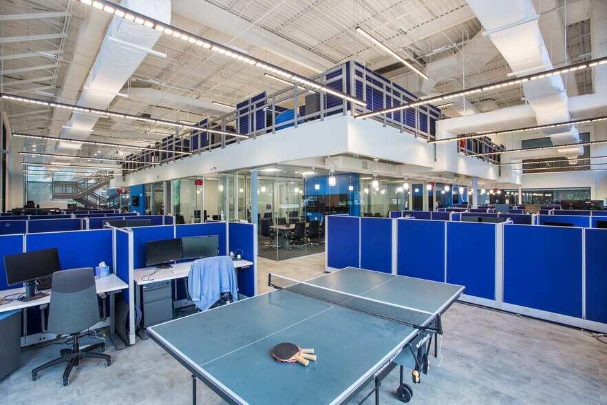 More Photos Of 4001 W Parmer Ln, Austin Office For Lease