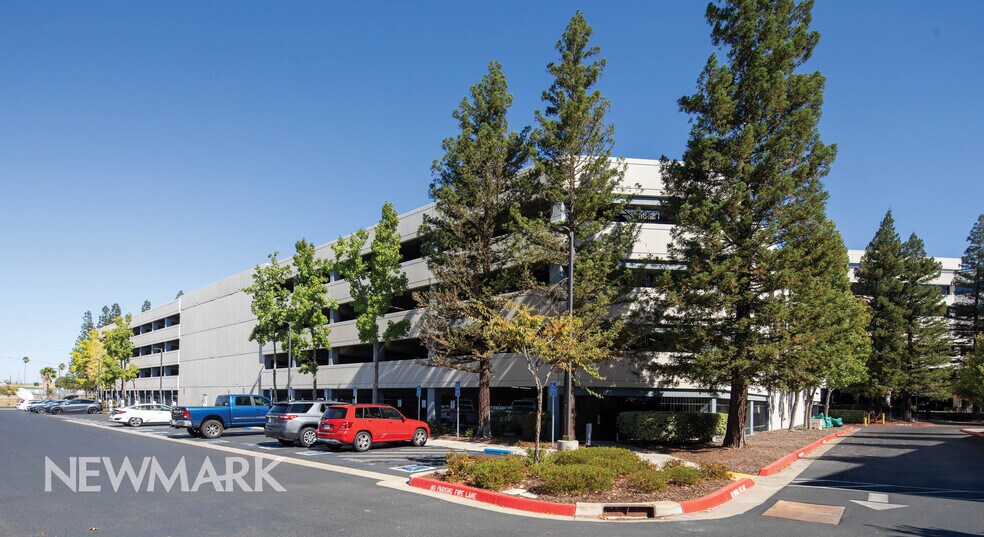 More Photos Of 2241 Harvard St, Sacramento Unknown For Lease