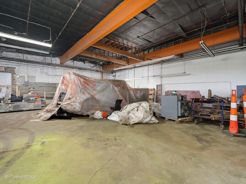More Photos Of 2525 S Wabash Ave, Chicago Industrial For Sale