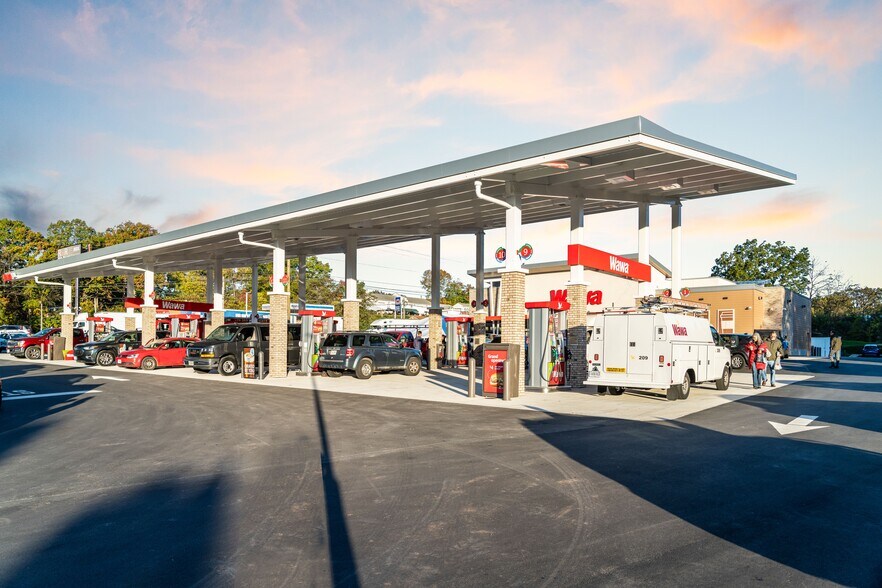 More Photos Of 14039 Wards Rd, Lynchburg Service Station For Sale